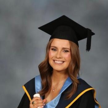 Babysitter in Dublin: Zara