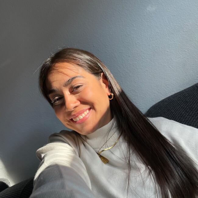 Babysitter in Zurich: Thiziana Anamá
