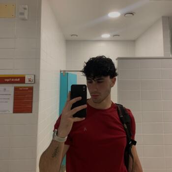 Canguro en Sevilla: Pablo