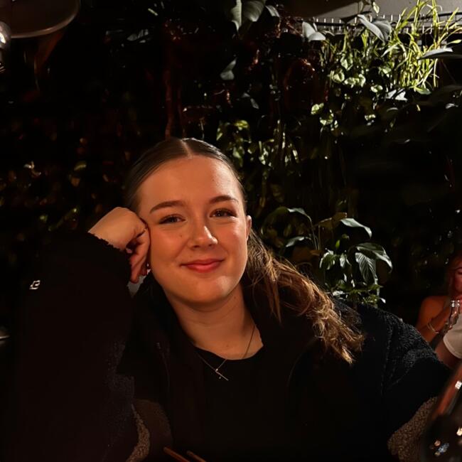 Babysitter in Sunshine Coast: Zoe