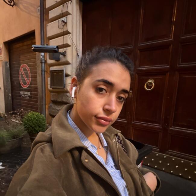 Babysitter in Rome: Ilary