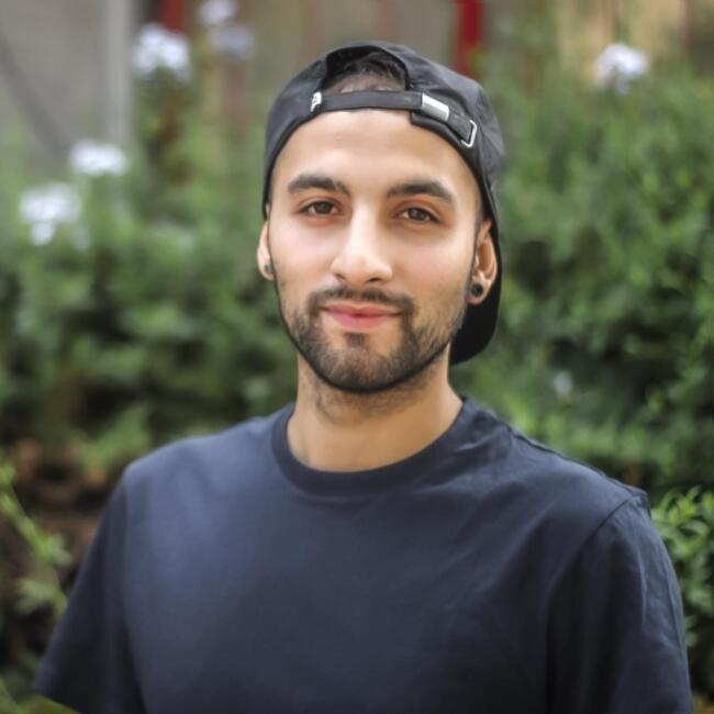 Babysitting job in Cabrero: Gary