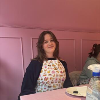 Oppas in Enschede: Jasmin