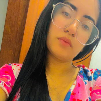 Emprego de babá em Montes Claros: Maria