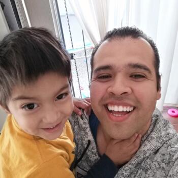 Babysitting job in Mérida: Irving