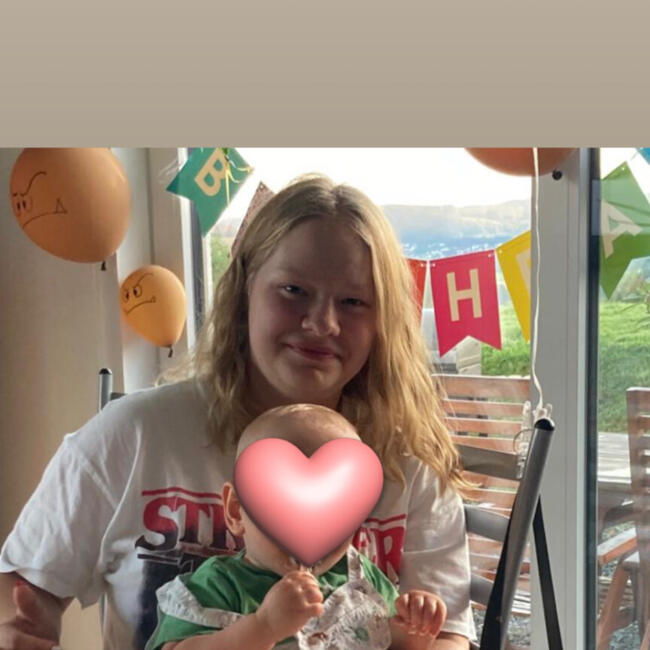 Babysitter in Mittenaar: Lilly