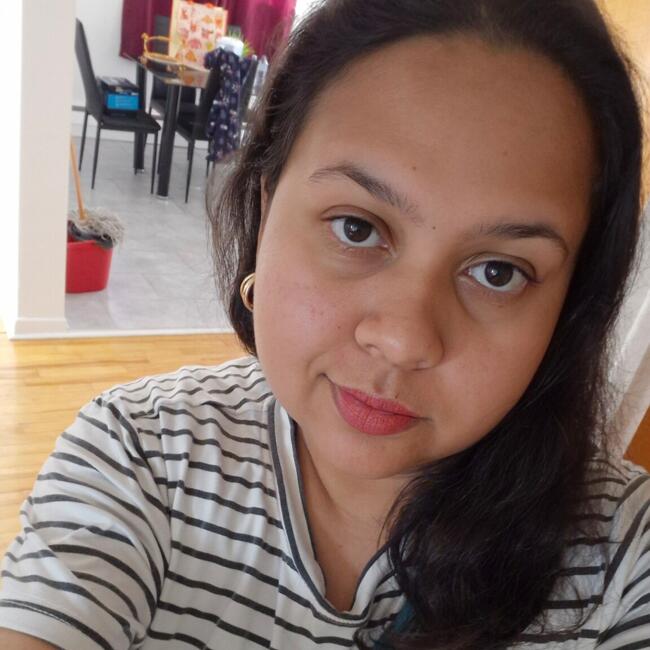 Baby-sitter in Montréal: Afsana