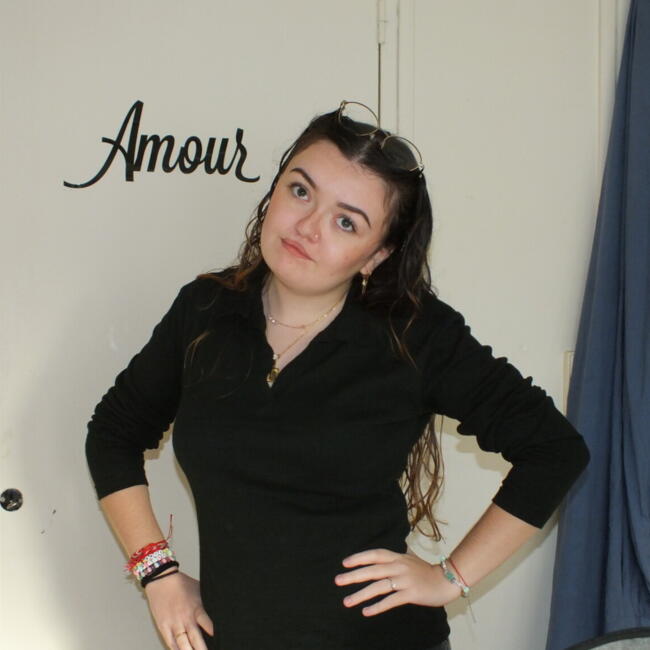 Babysitter in Créteil: Lola