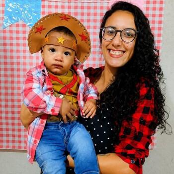 Babysitter in Mongaguá: Thayna