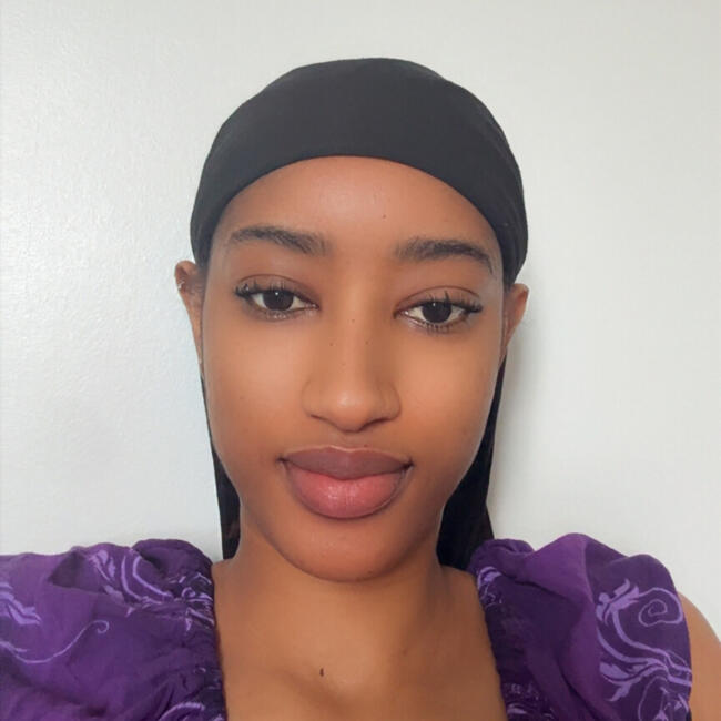 Babysitter in Differdange: Cadijato