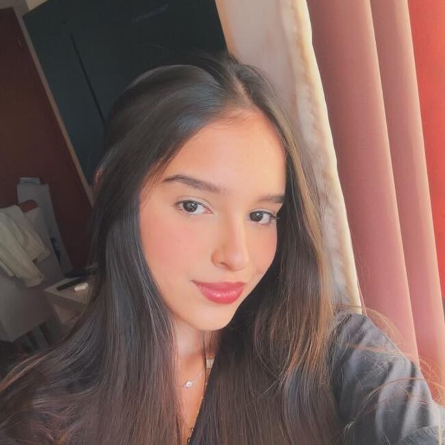 Babysitter in Aparecida de Goiânia: Maria eduarda