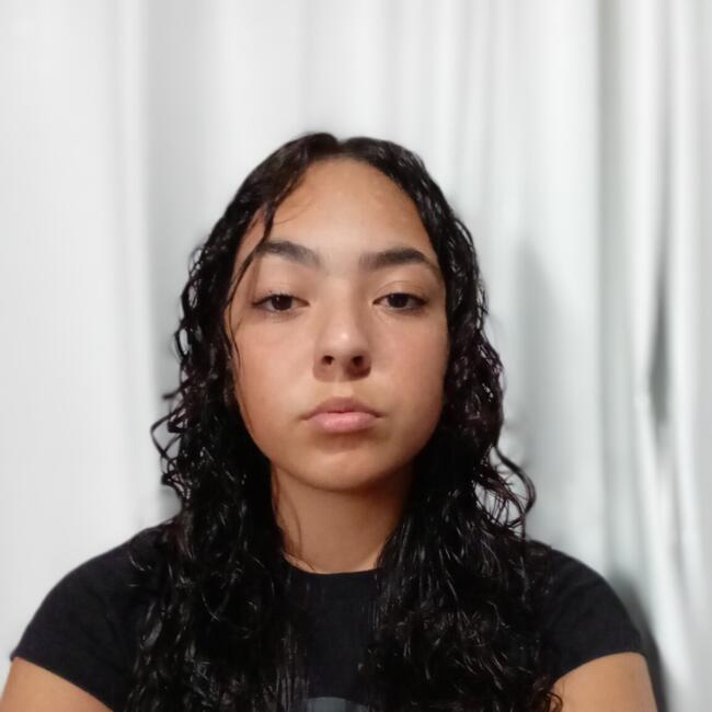 Babá em Camboriú: Amanda