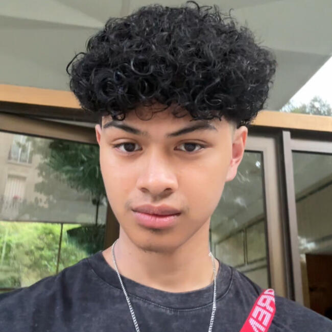 Babysitter in Paris: Wilfred Peter