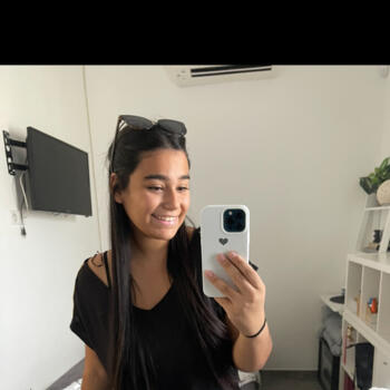 Babysitter em Nice: Donia