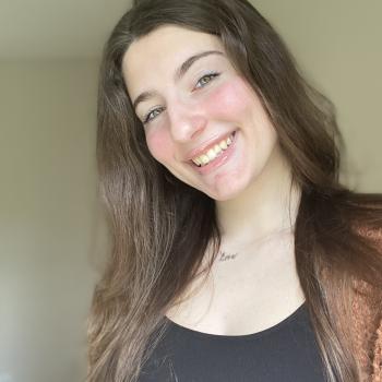 Babysitter in St. Petersburg: Gabriella
