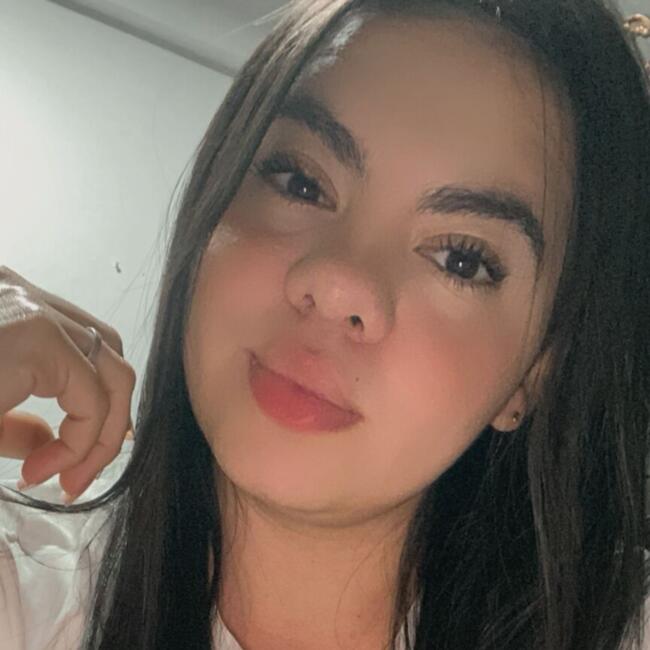 Niñera en Dos Quebradas: Daniela