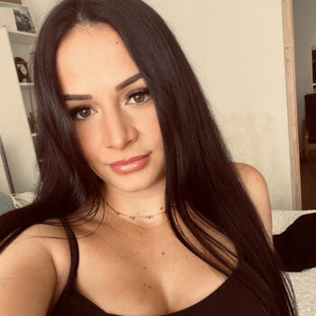 Babysitting job in Baté: babysitting job Nóra