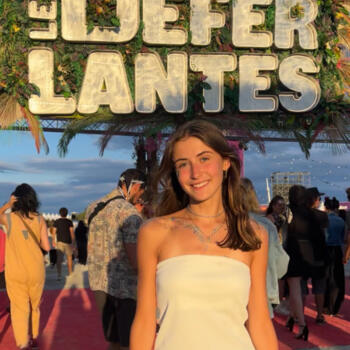 Babysitter in Tours: Julie