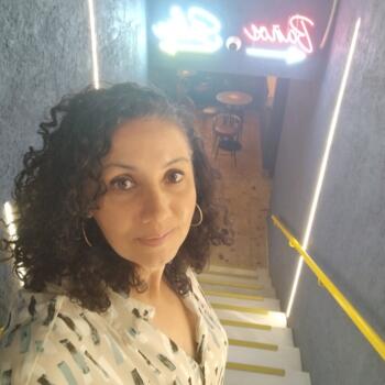 Babysitter Dos Hermanas: Carmen María