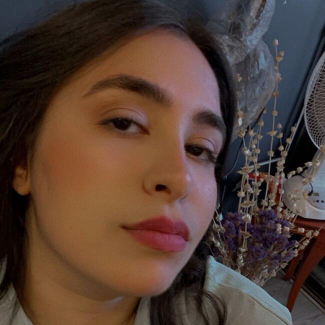 Babysitter in Gloucester: Julienne