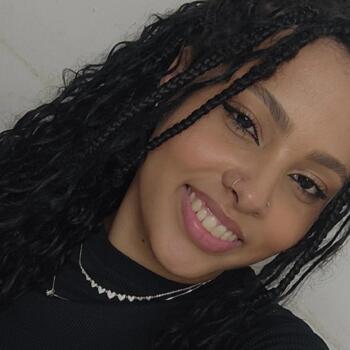 Babysitter in Uberlândia: Gabriella