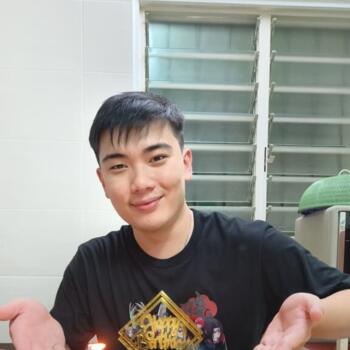 Babysitter in Singapore: Thien
