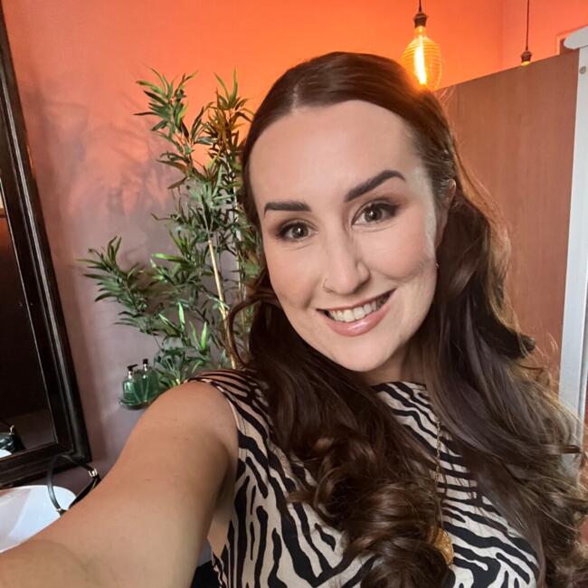 Babysitter in Leicester: Katie