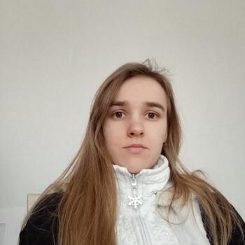 Babysitter in Bourg-en-Bresse: Louise
