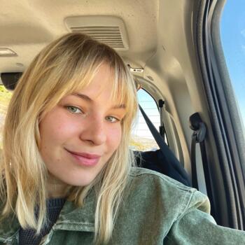 Babysitter στην περιοχή Αθήνα: Isabella