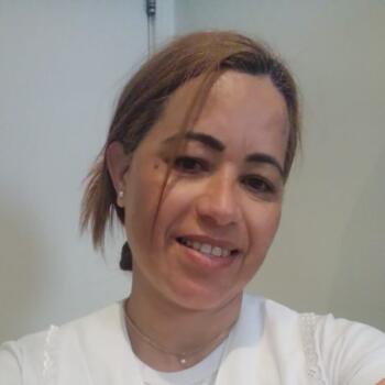 Babá em Cotia: Valdineia