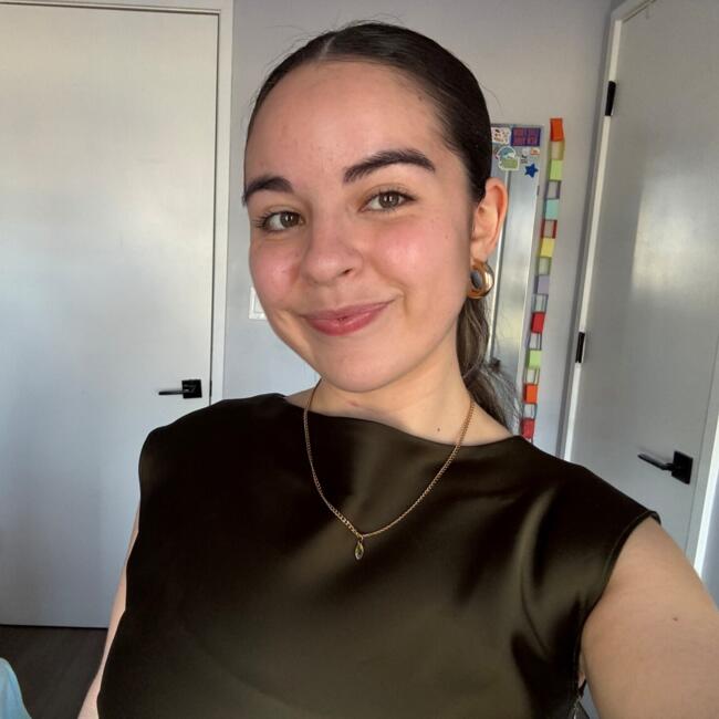 Babysitter in Ridgewood (New Jersey): Paulina
