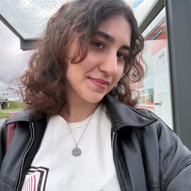 Oppas in Barendrecht: Nilofar