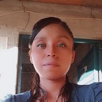 Niñera en Altamirano: Maria angelica