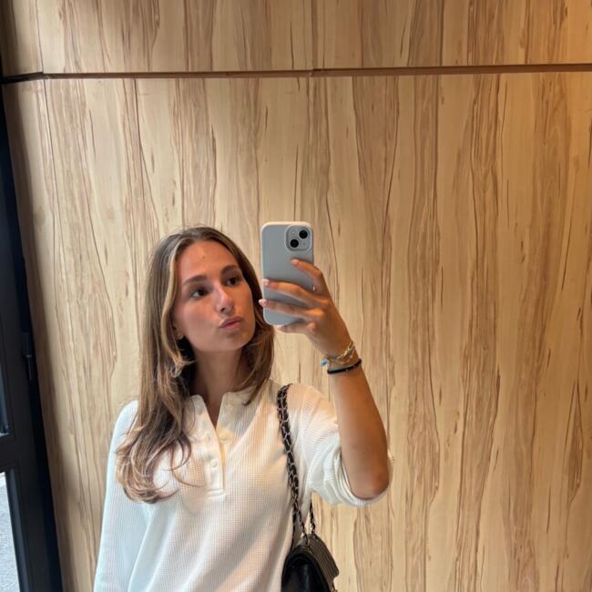 Babysitter in Huismes: Manon