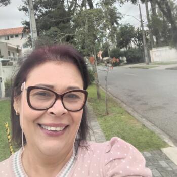 Babá Curitiba: Helena