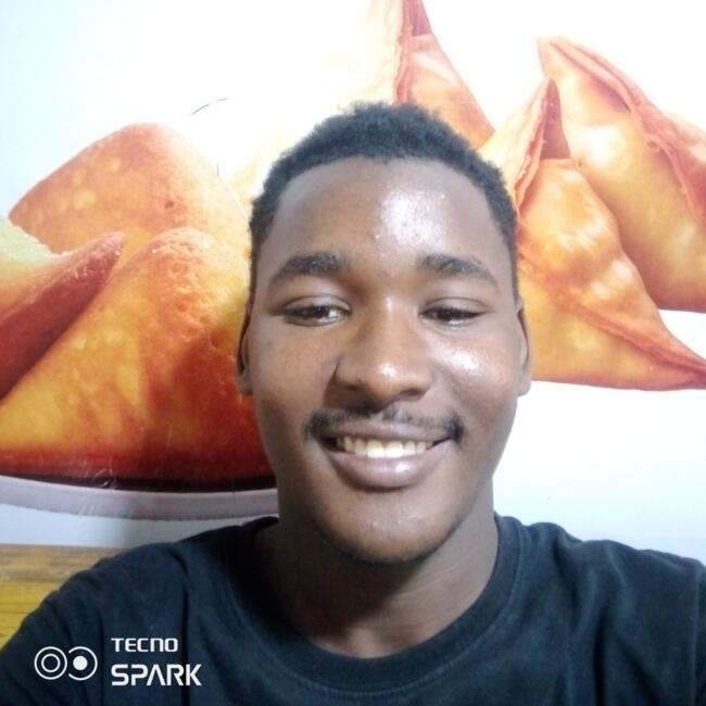 Babysitter in Dar es Salaam: Abdul