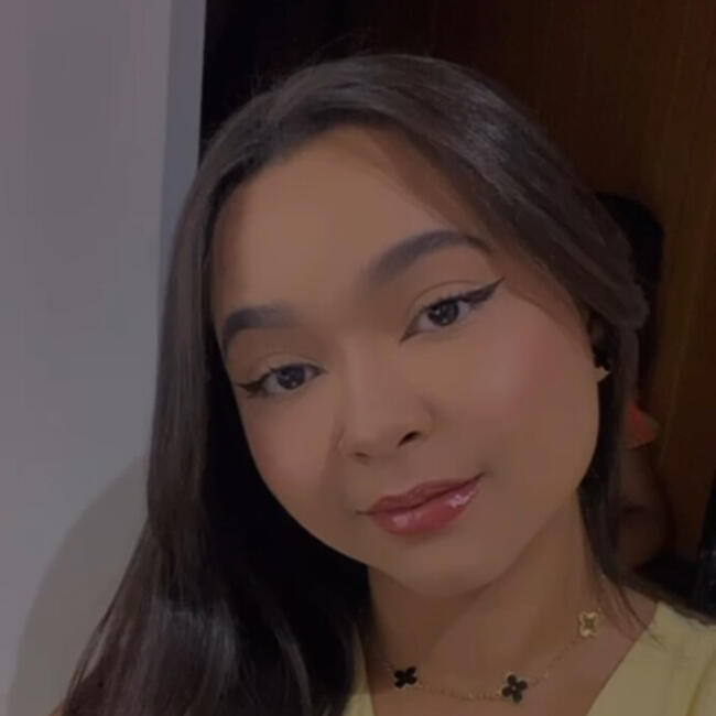 Babysitter in Uberlândia: Geovanna