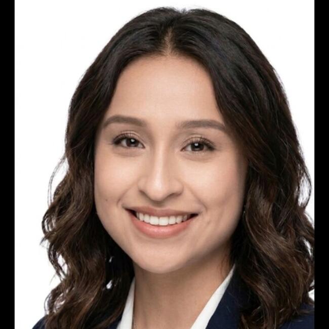 Babysitter in Lima Lima: Alisson Eileen