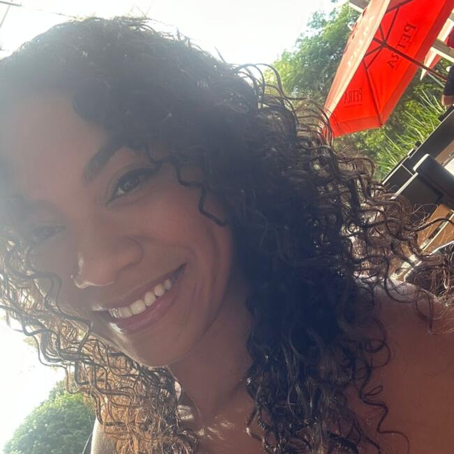 Babysitter in Goiânia: Ingrid