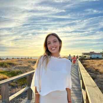 Babysitter em Almada: Tânia