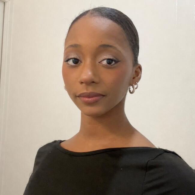 Babysitter in Magny-en-Vexin: Zoé-Iléana