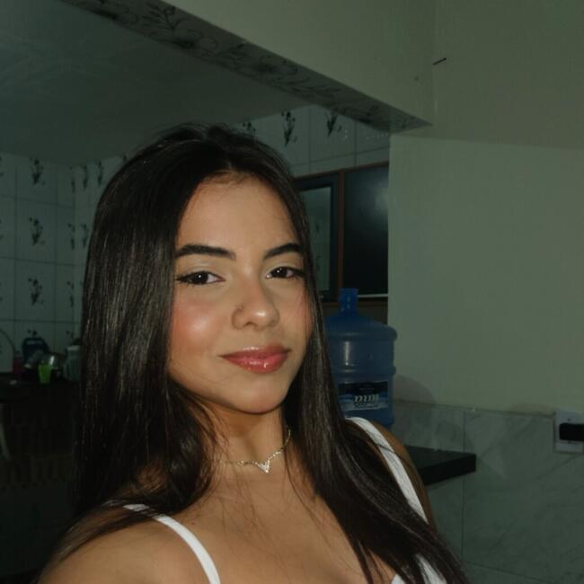 Babysitter in Caruaru: Julia