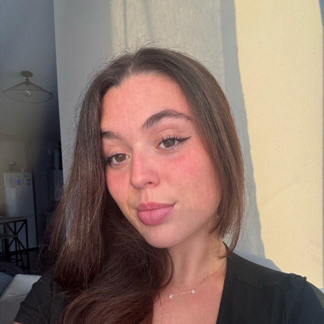 Babysitter in Oissery: Océane