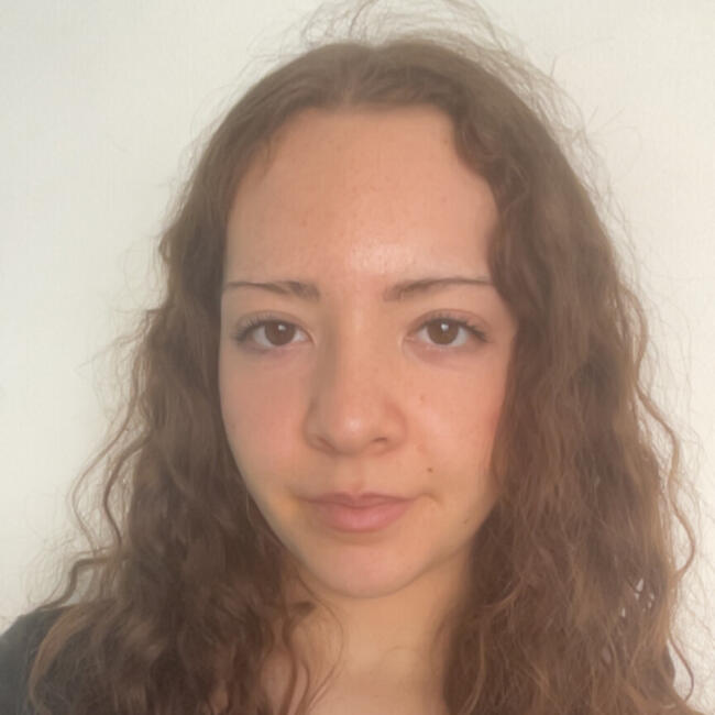 Babysitter in Nogent-sur-Marne: Louise
