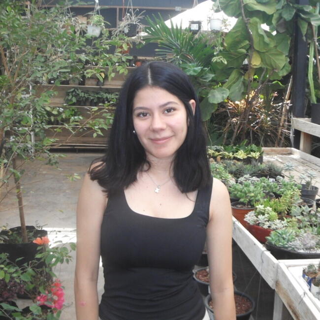 Babysitter in Tijuana: Zuri