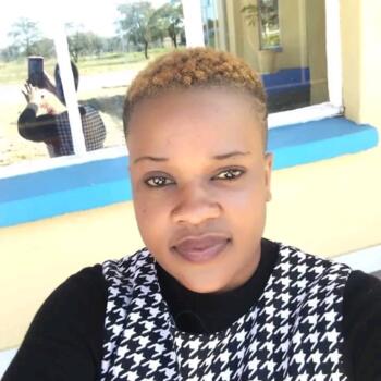 Babysitter Pretoria: Deslyne