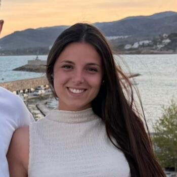 Babysitter in Canyelles (Comunidad Autónoma de Cataluña): Janira
