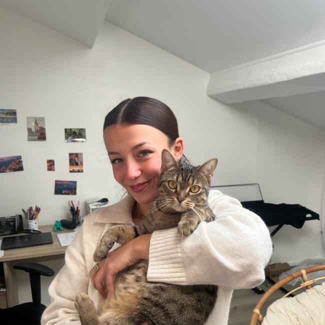 Babysitter in Tullins: Chloé