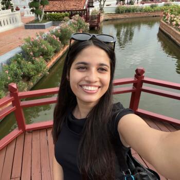 Babysitter in Khlong Toei: Sithar
