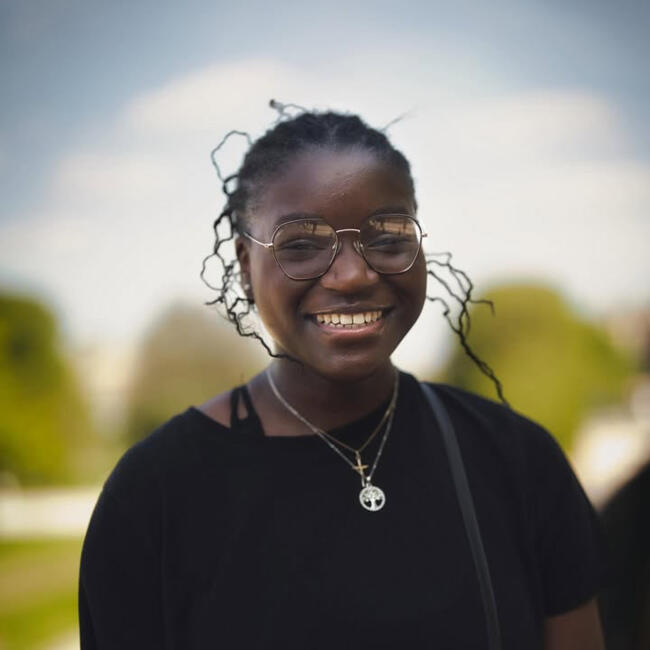 Babysitter in Plaisir: Ambre